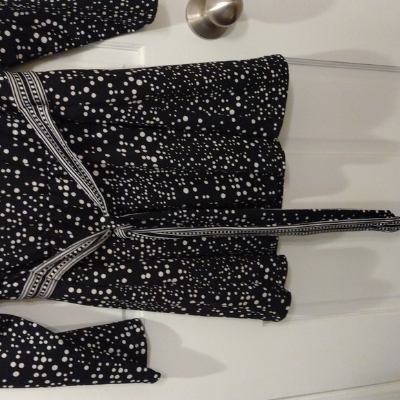 Motherhood Maternity top. - Picture 8 of 11